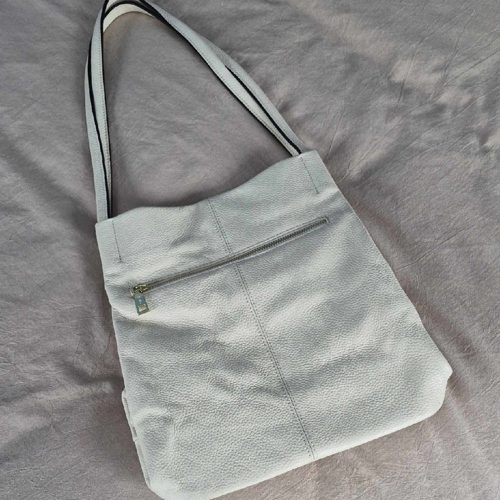 Chic Cream Shoulder Bag